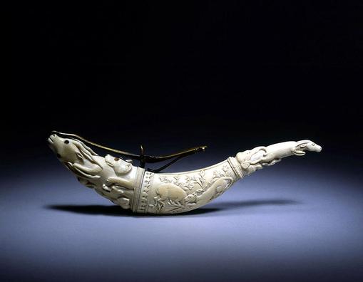 ... -1840 powder horns on Pinterest | Powder Horn, Horns and L'wren Scott