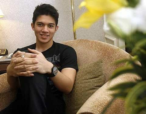 Download Lagu Irwansyah Pecinta Wanita Mp3 Rempit Share