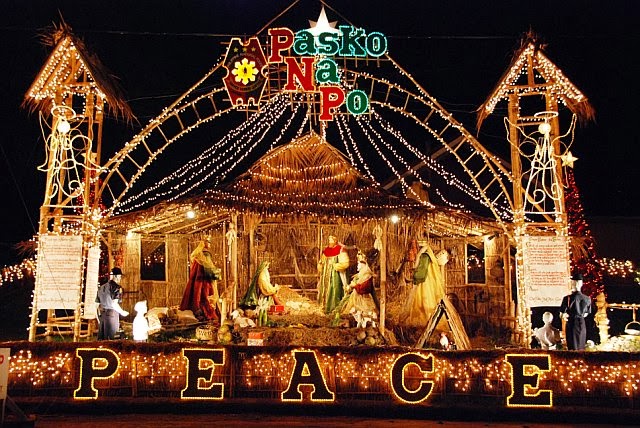 simply amazing tynes our own version of christmas the christmas rice lights