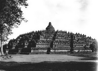borobudur11 Foto Candi Borobudur saat Pertama Kali Ditemukan