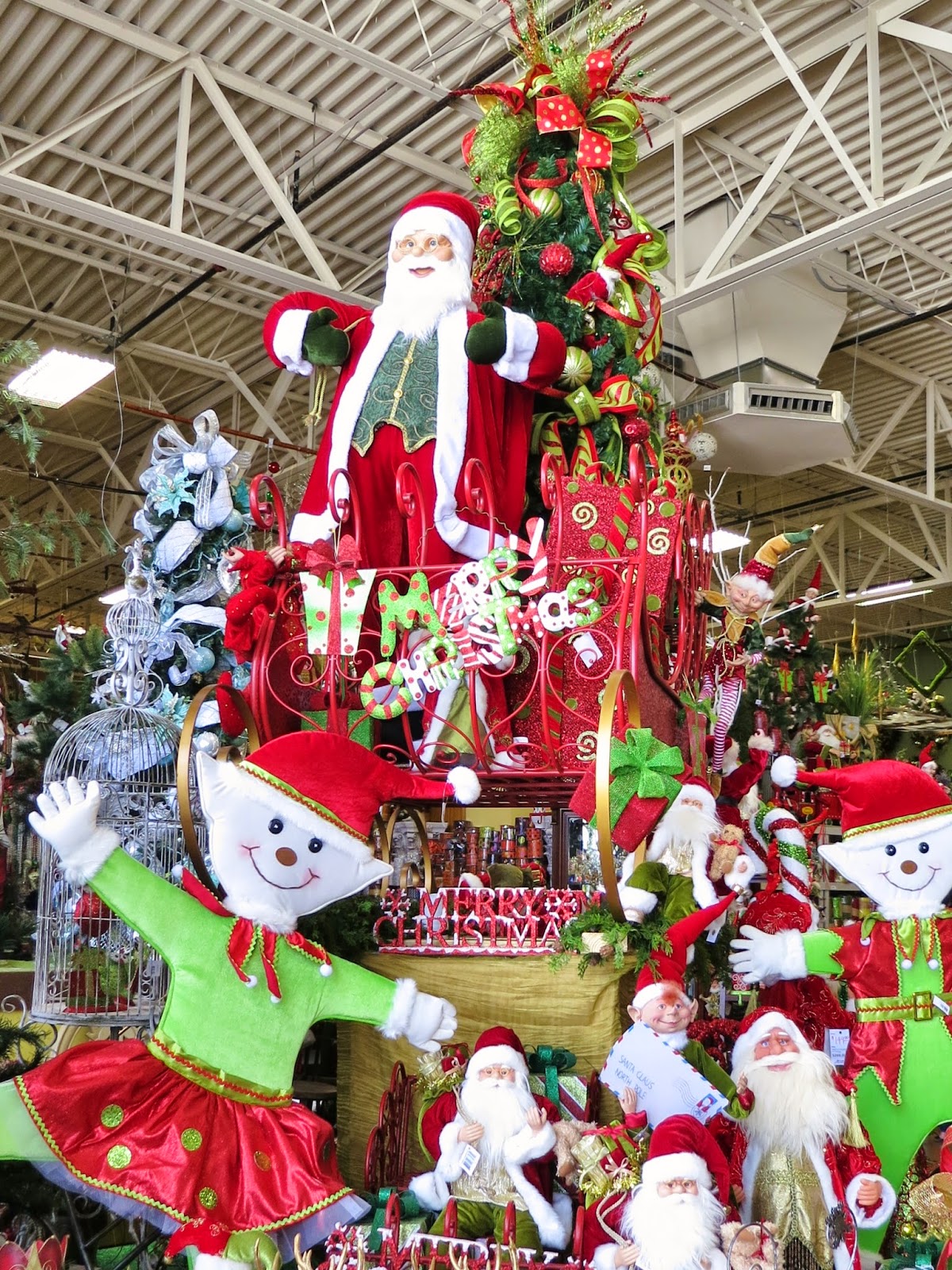 Life By The Pool It S Just Better Christmas Tree Design Ideas