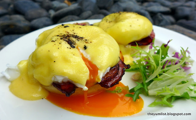 Eggs Benedict dunes, shangrila