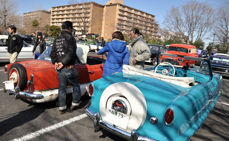Automobile Trendz: Vintage Classic Cars