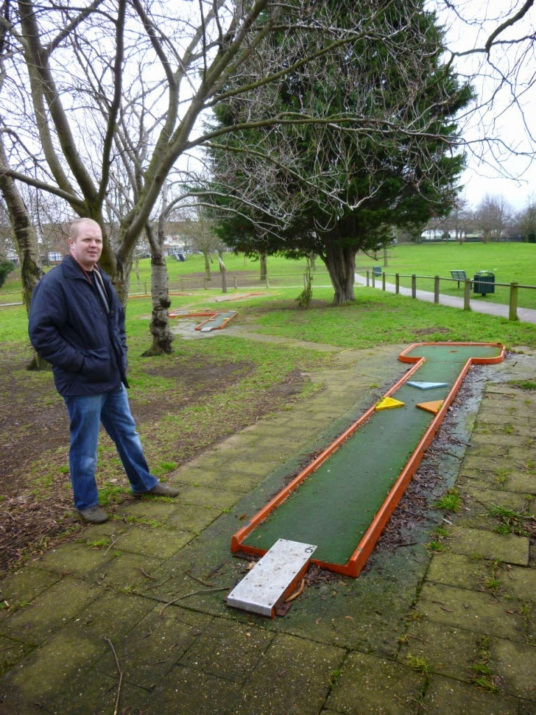 The Ham and Egger Files Crazy Golf at Woodlands Park in Gravesend, Kent