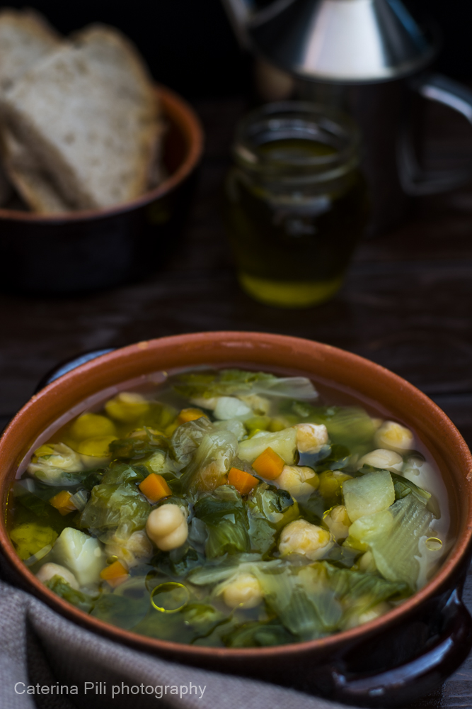 Zuppa di ceci con scarola Zuppa di ceci con scarola