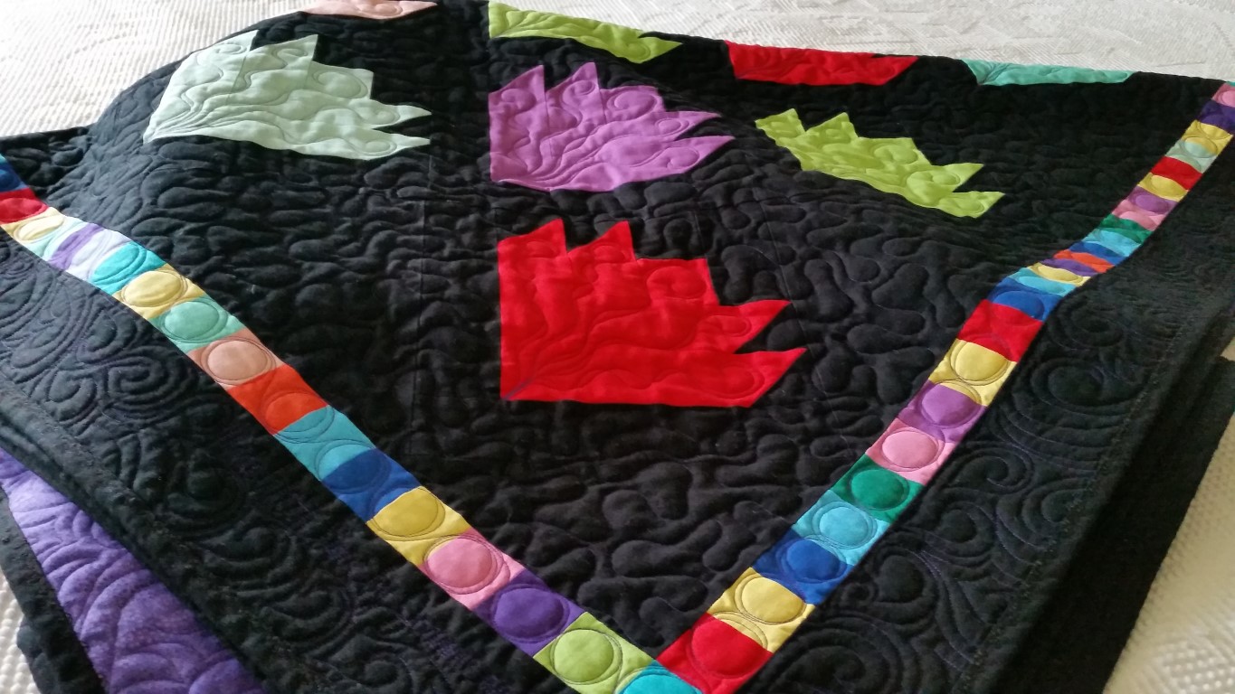 Crafty Sewing & Quilting 2015 Donation Quilt for Rainbow Hospice