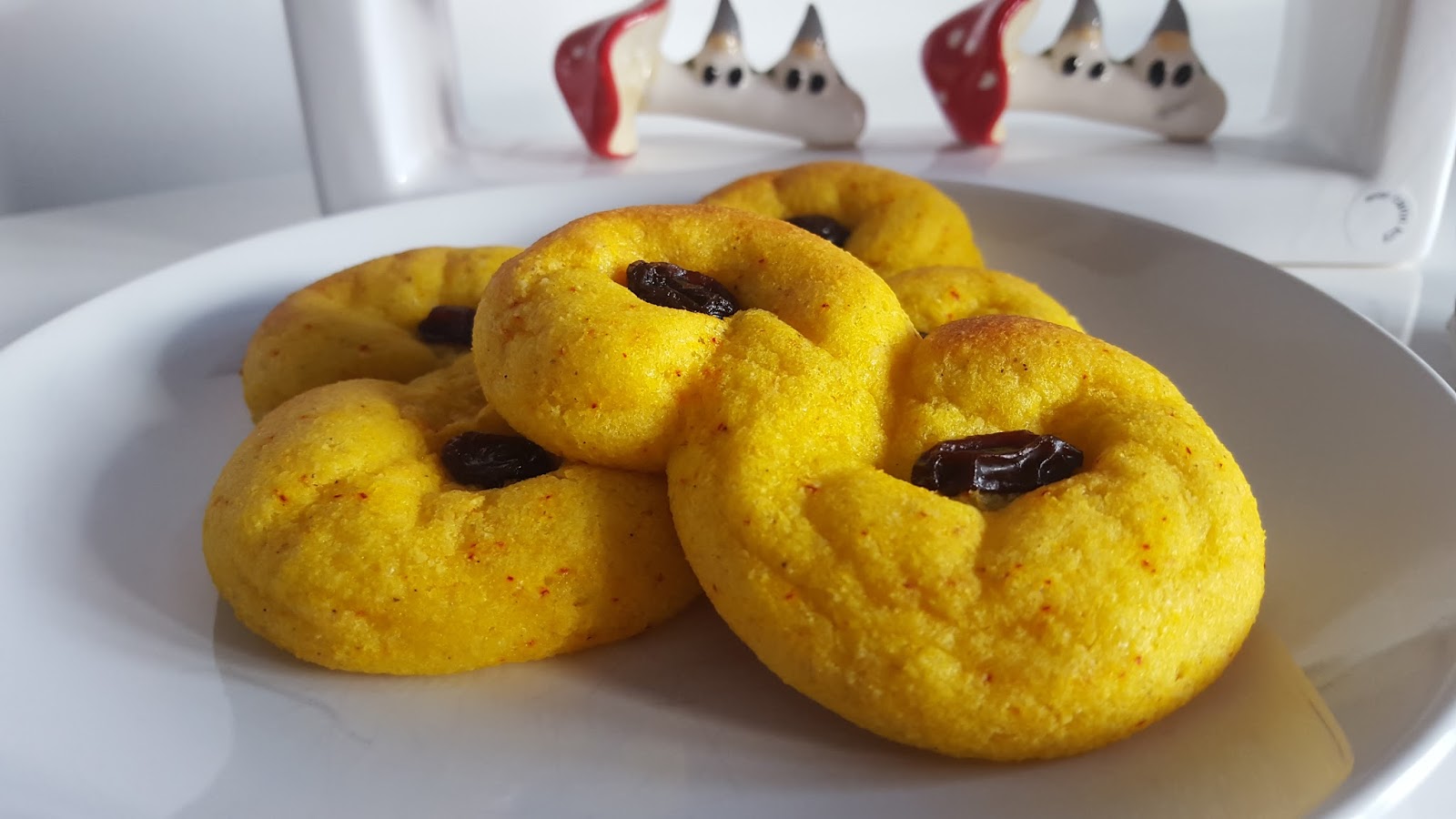 lussebullar med grädde lussebullar med grädde