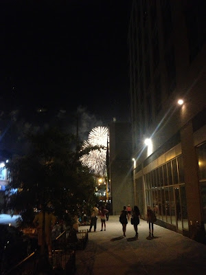 fireworks in nyc, new york, soho, building, fireworks near building
