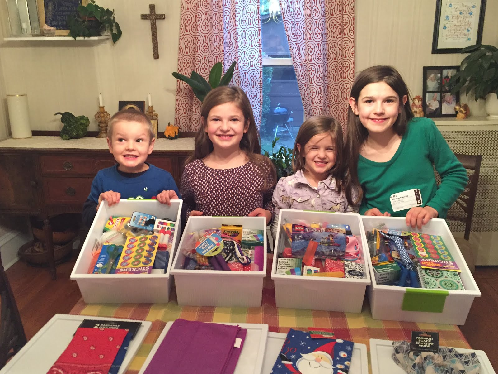 School of Good Books Learning with Boxes for Katje and Operation