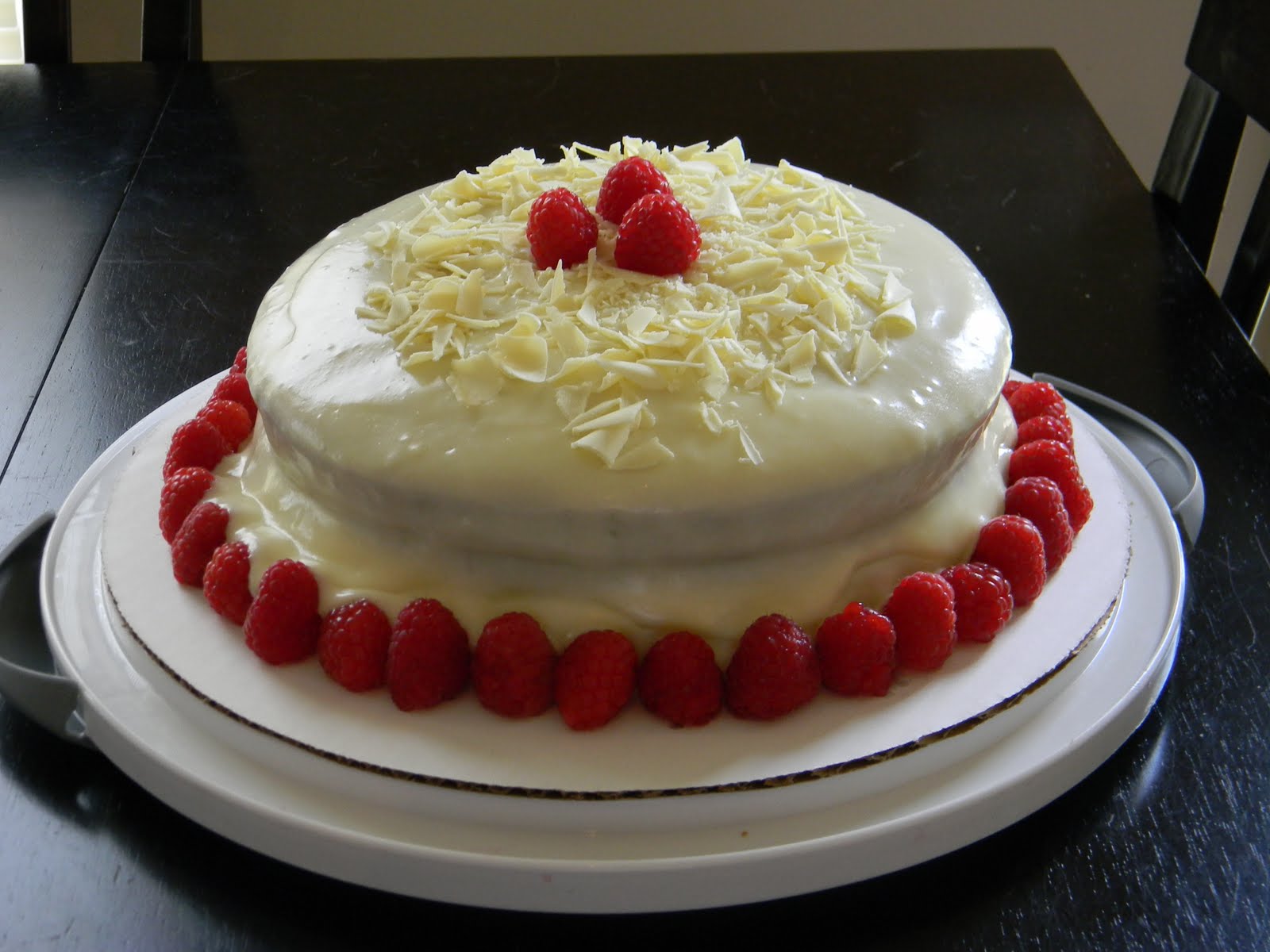 chocolate cake with cream cheese frosting Raspberry Cake with White Chocolate Cream Cheese Icing