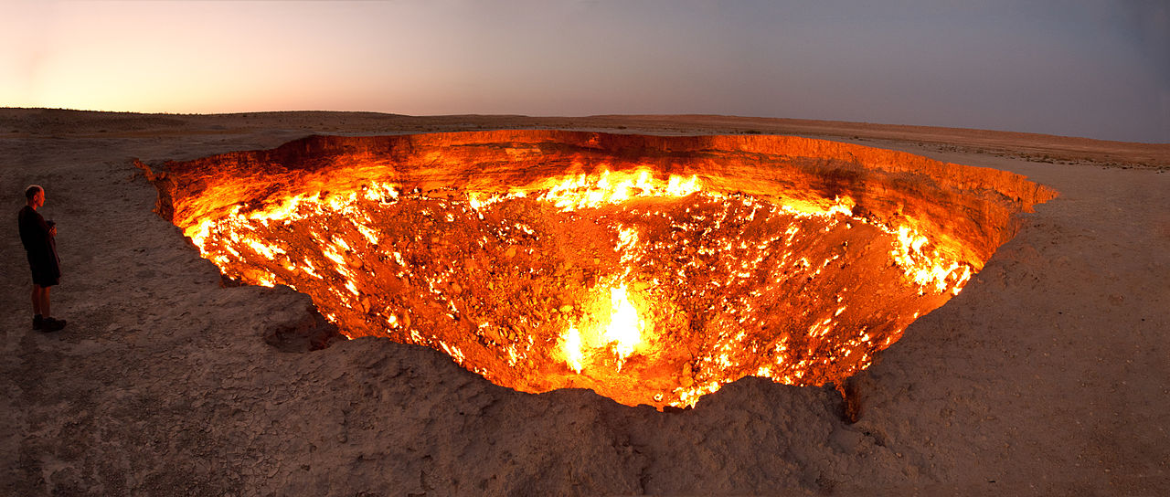 Les plus belles photos de la nature insolite Door+to+Hell+gas+deposit,+Darvaza,+Turkmenistan2