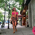 Filha de Bruce Willis,Scout Willis faz topless em NY
