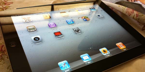 Remaja Buat iPad Sendiri