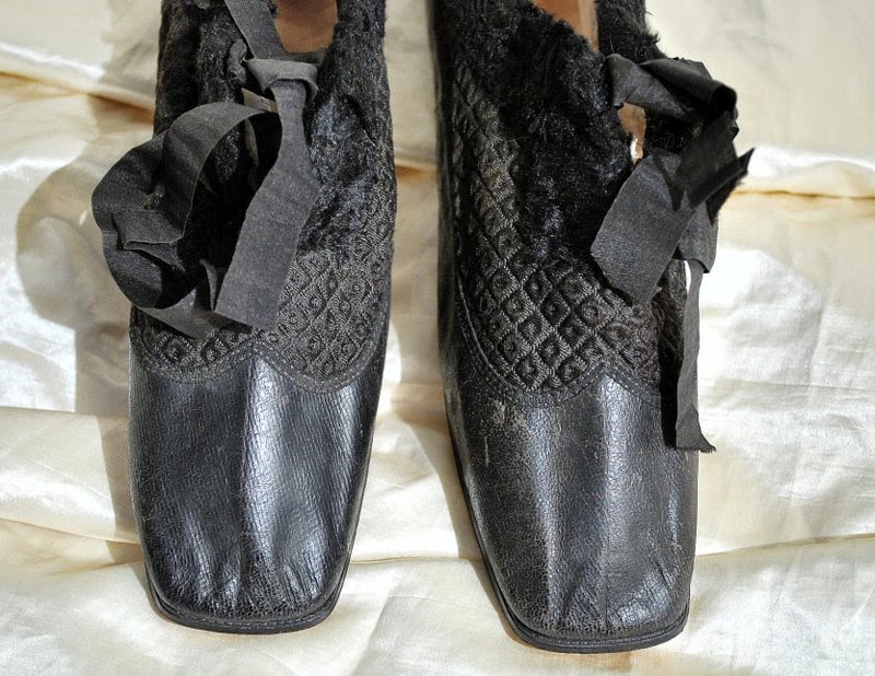 All The Pretty Dresses Victorian Evening Slippers (?)