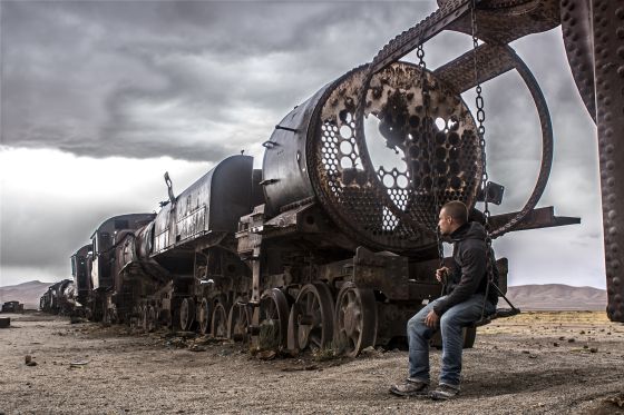 ‘Mad Max’ a la boliviana, desde el cementerio de trenes en Uyuni