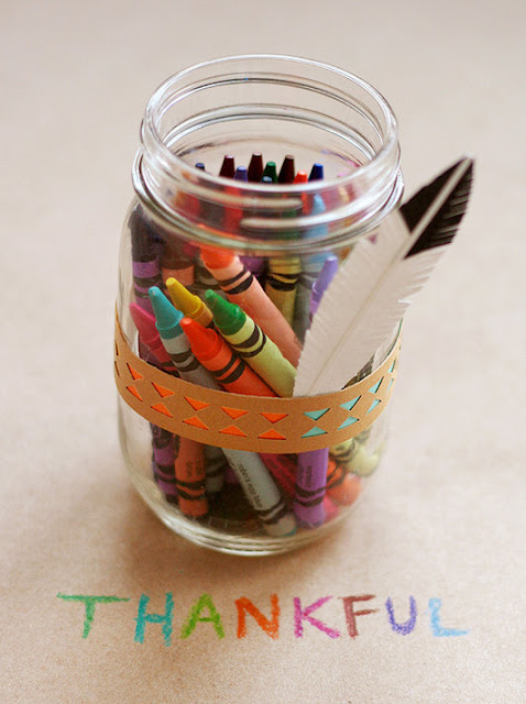 Thanksgiving kids table crayon jar