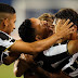 Botafogo volta a vencer e reassume a liderança isolada