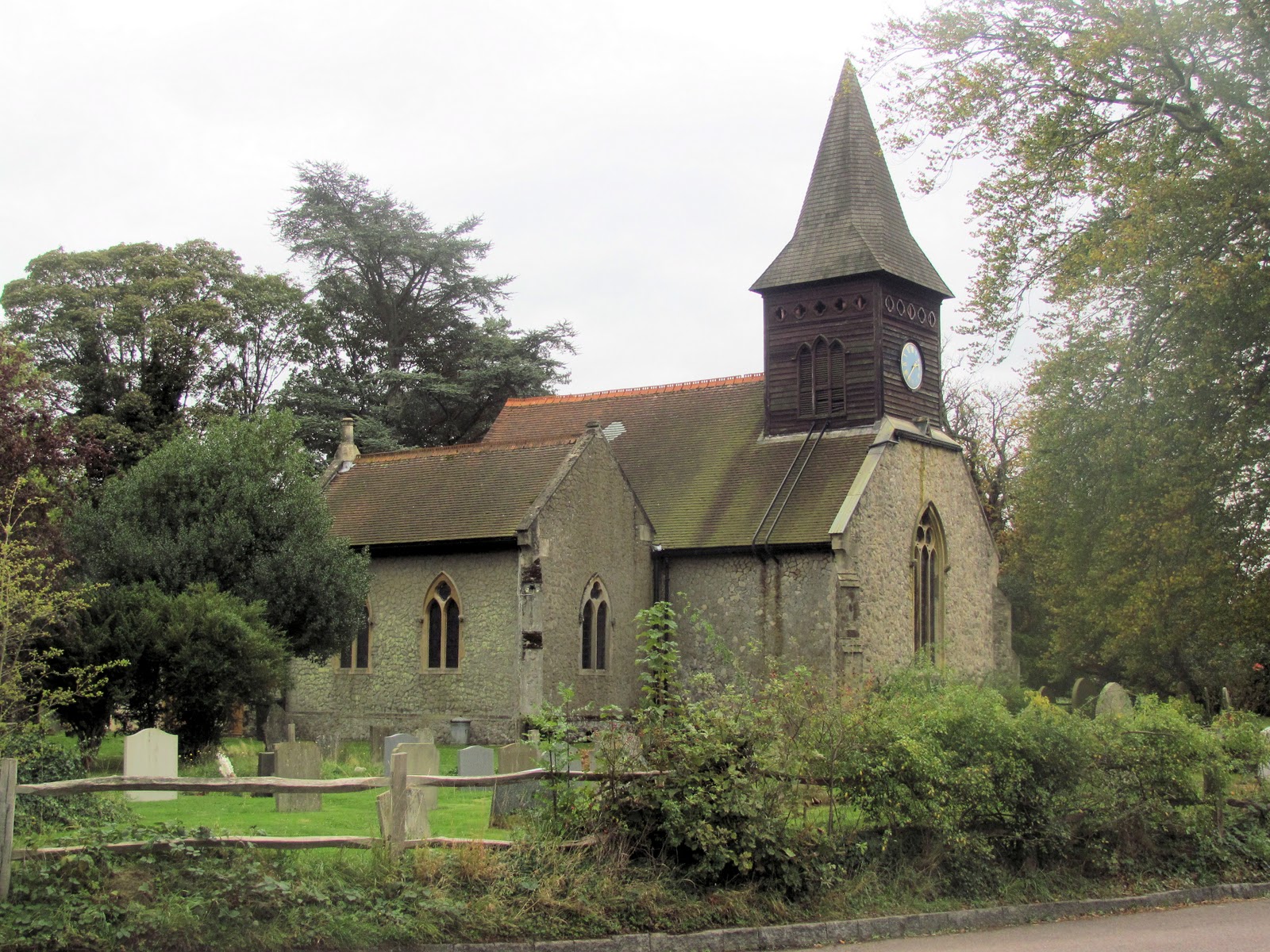 Hertfordshire Genealogy News Little Berkhamsted War Memorial and St Andrew's Church