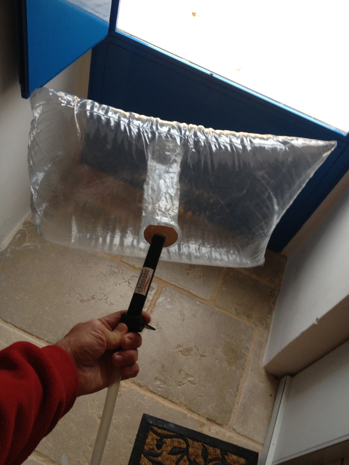 Gullible's Travels Chimney Balloon