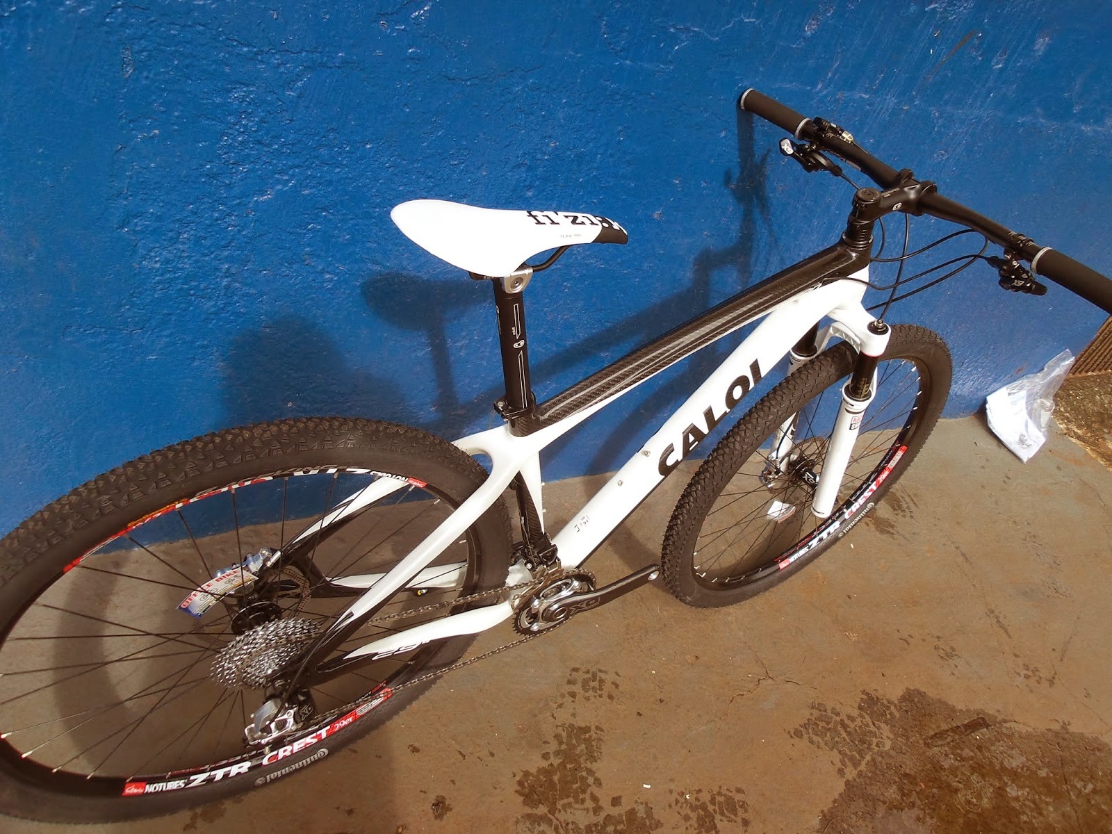 CALOI ELITE CARBON MTB