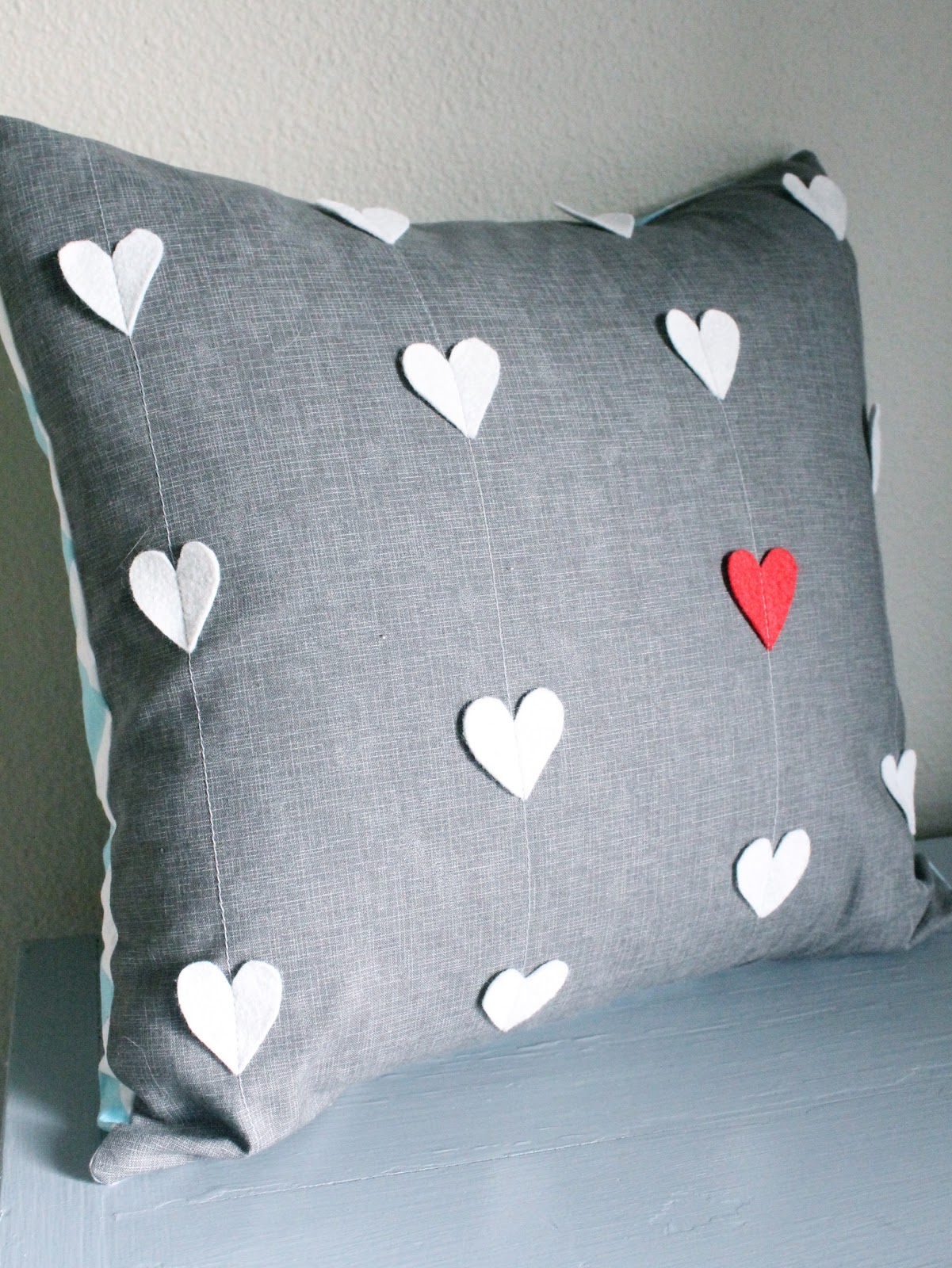 Quiltish by Allisa Jacobs: Heart Strings Valentines Day Pillow ...