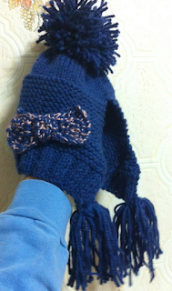 tricot bonnet bleu noeud 