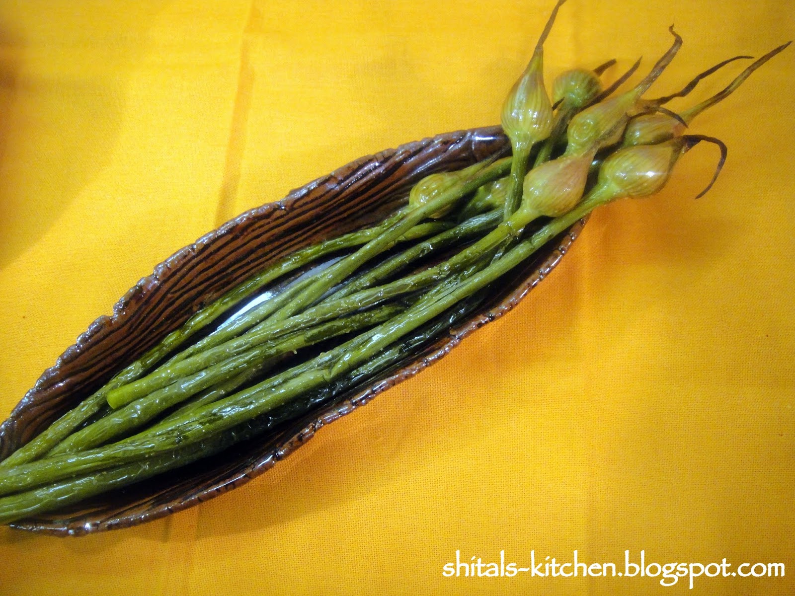 Shital'sKitchen Roasted Garlic Flowers