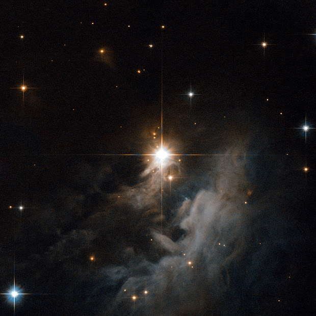 Hubble captures IRAS 10082-5647: looking to the Heavens!