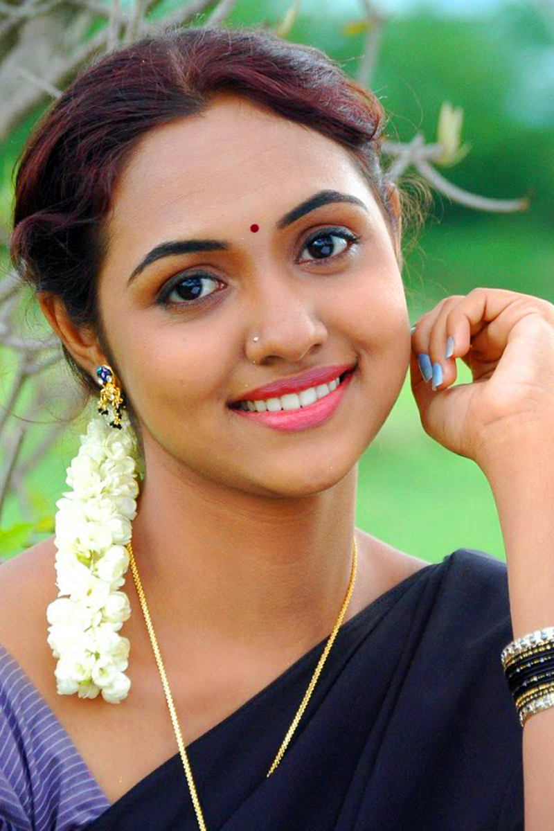 SWEET MOVIES PLUS HIGH QUALITY MOVIE PHOTOS FREE NO WATERMARK: TAMIL SWEET MOVIES PLUS HIGH QUALITY MOVIE PHOTOS FREE NO WATERMARK: TAMIL