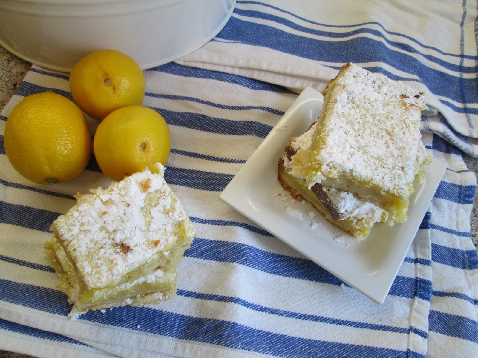 roommom27 I Made Paula Deen's Lemon Bars Fantastic Recipe!