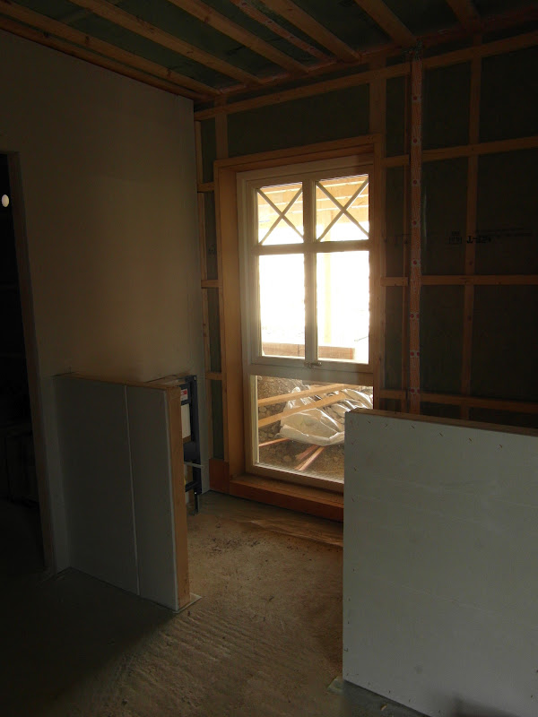 * Valnöt-Hus *: Röhrchen und Leitungen...