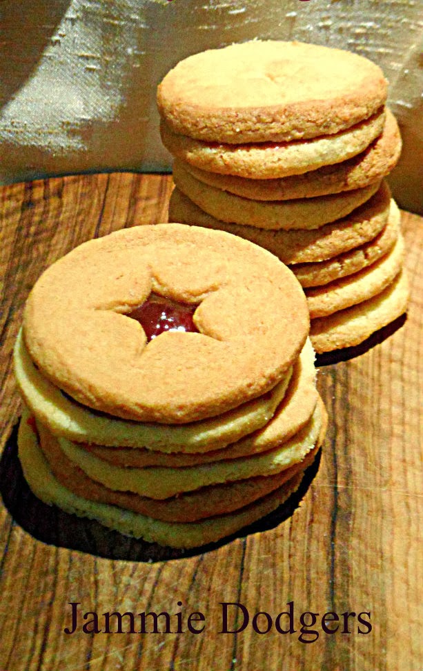Chez Maximka Homemade Jammie Dodgers
