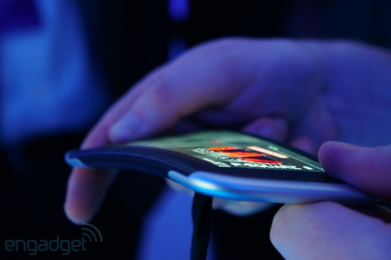 Nokia Kinetic con pantalla flexible en Nokia World 2011