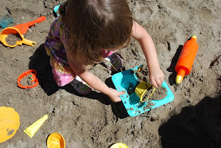 Sand Toys: Seaside Sidekicks Cupcakes Play Food Set Sand Toys: Seaside Sidekicks Cupcakes Play Food Set