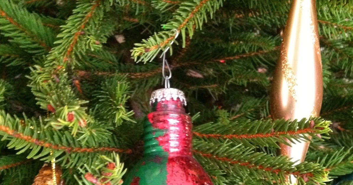 Easy paint filled Christmas ornaments