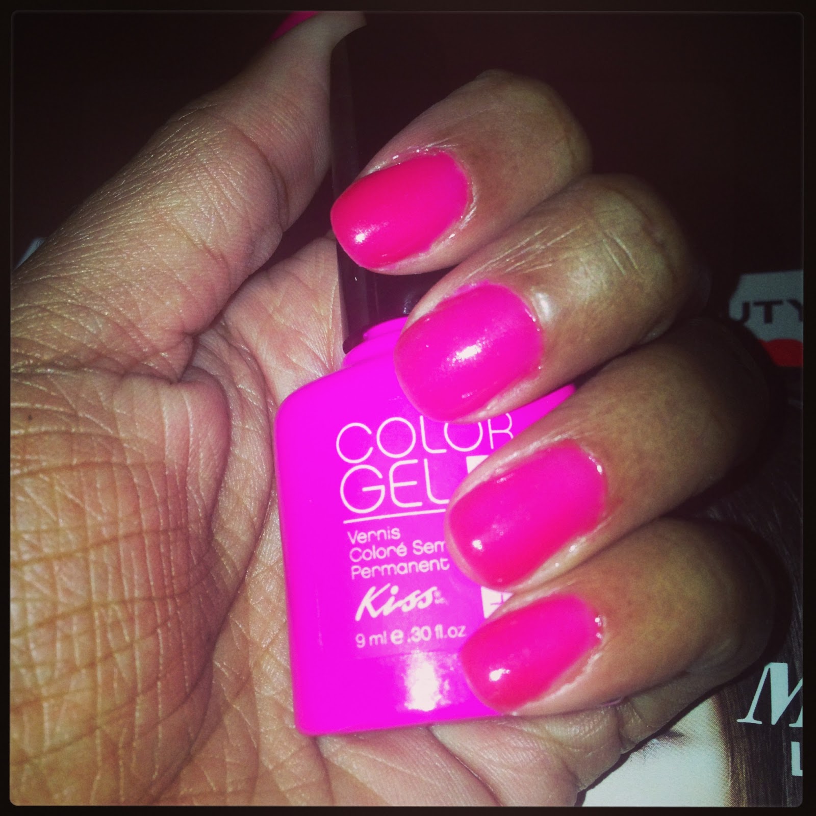 Review Kiss Products Everlasting Gel Polish Starter System It S Kiss Gel Polish In Punch Inside Light