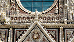 Frise sculptée du Duomo de Sienne