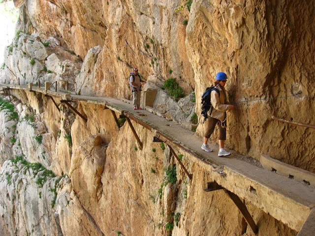 El Caminito Del Rey http://asalasah.blogspot.com/