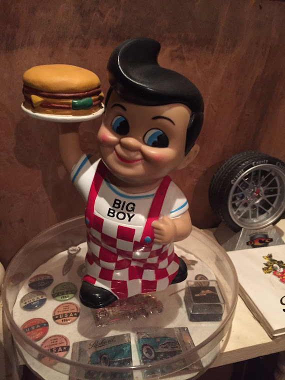 Bob's Big Boy Figure ~