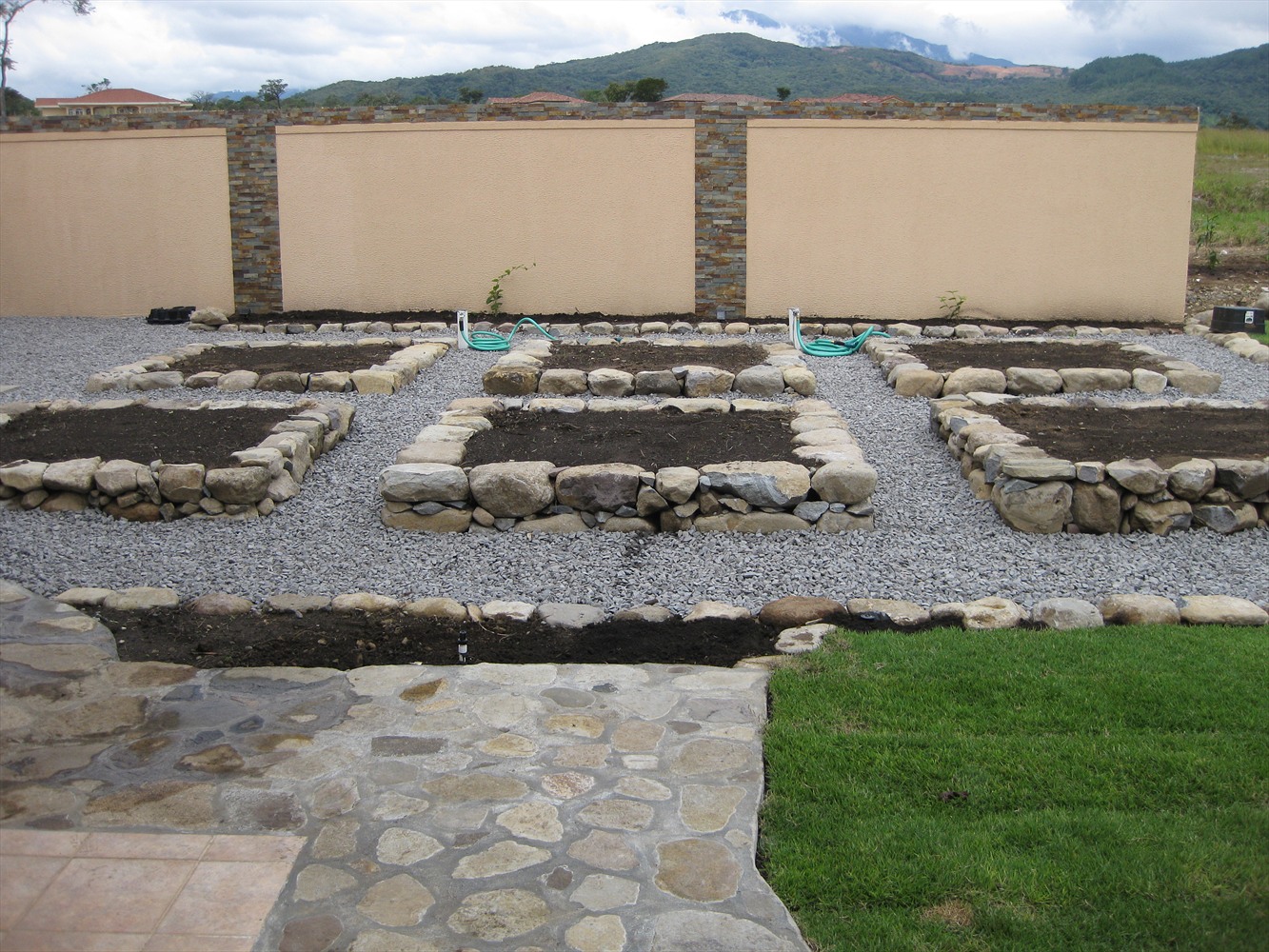 T.R. Services S.A. Stone Vegetable Patch