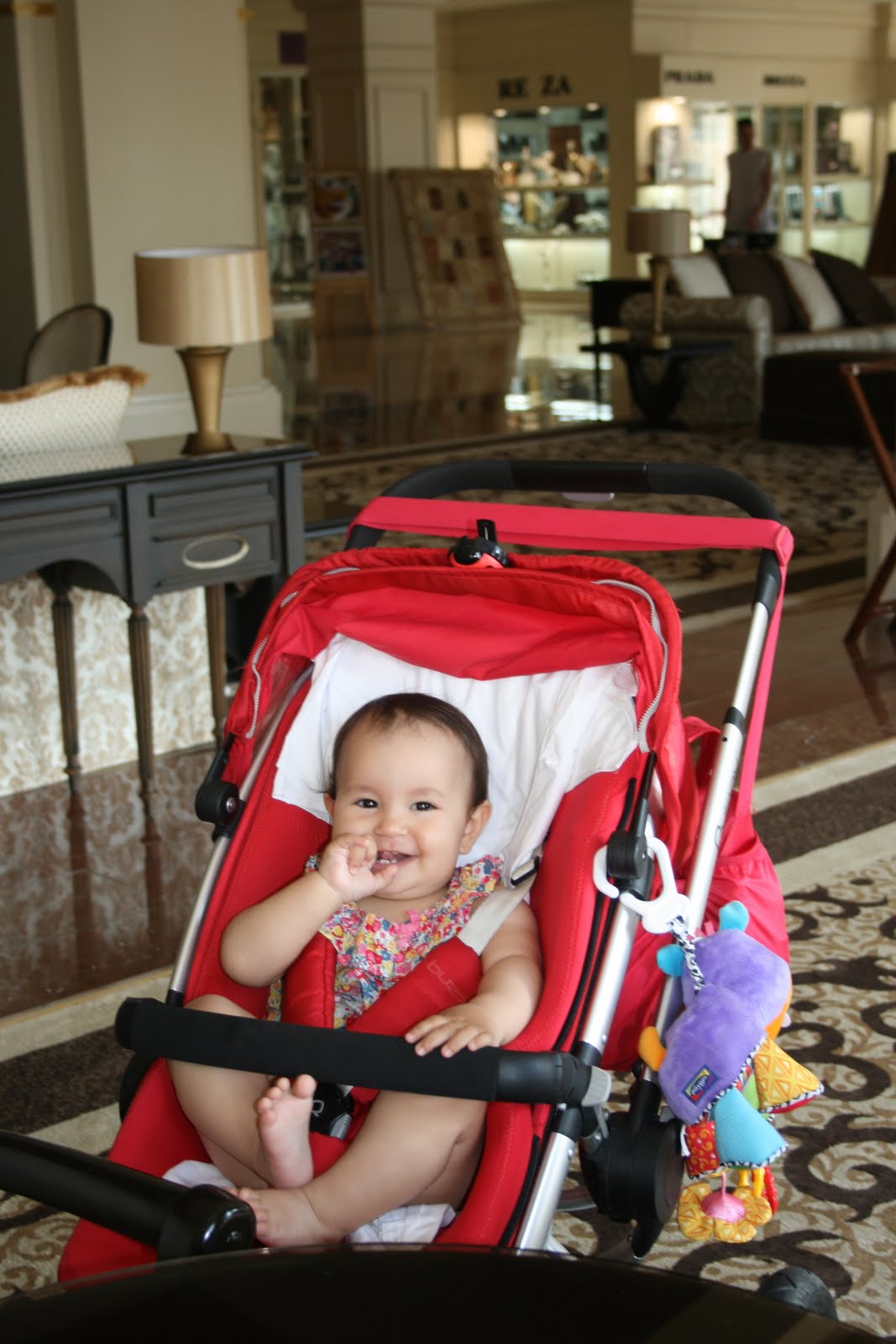 Asya�dan Haber Var Asya�nın Deniz ve Kum Maceraları