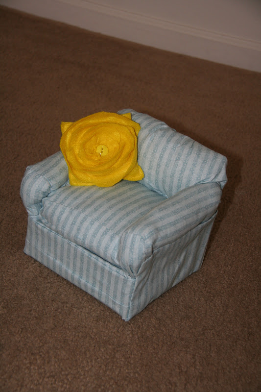 The craft at hand DIY Arm chair for American Girl doll.