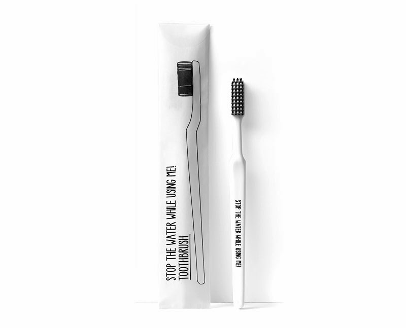 packaging de The stop the water while using me!