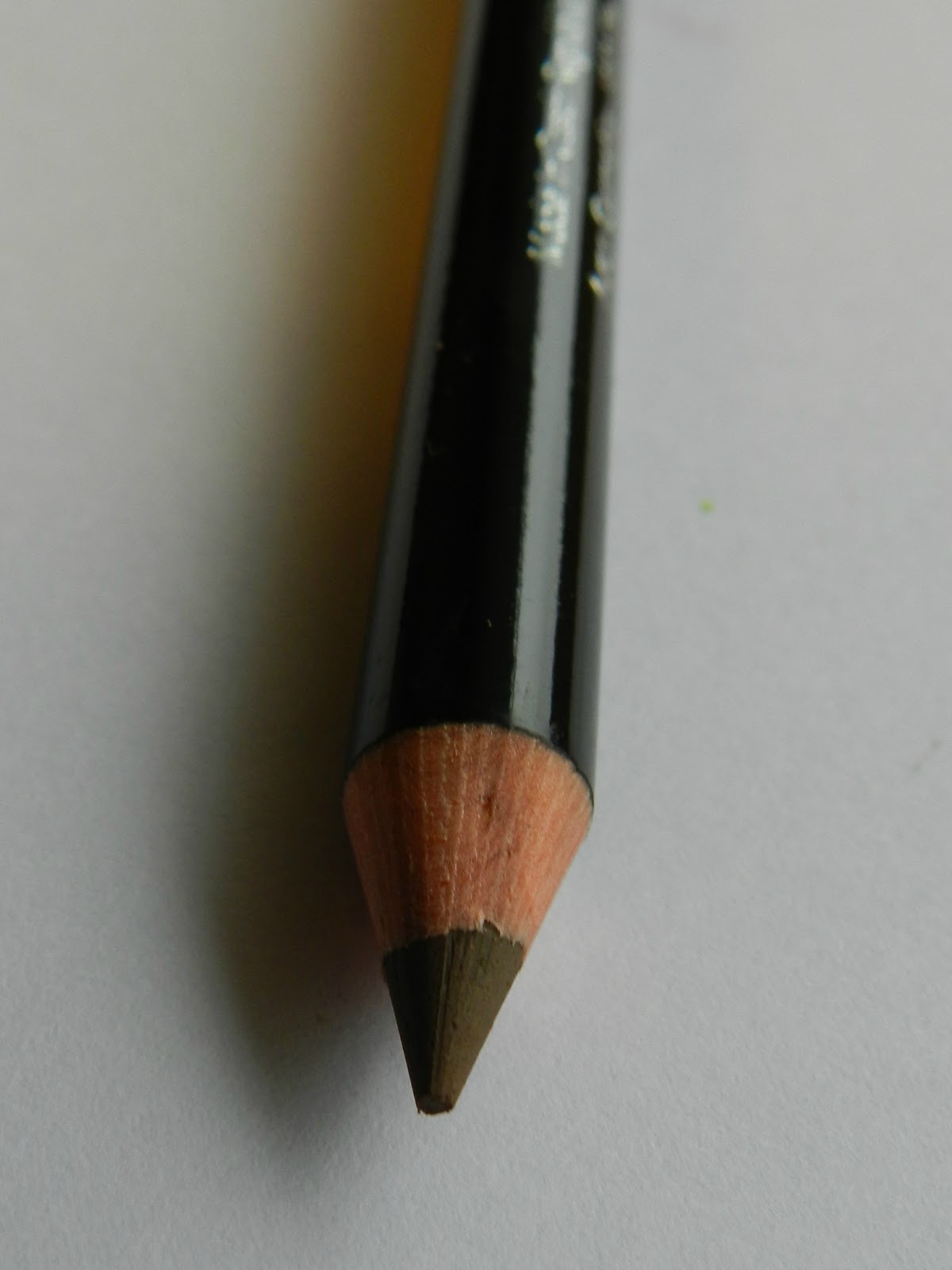 Unfade what fades Avon Perfect Eyebrow Pencil in Dark Brown review