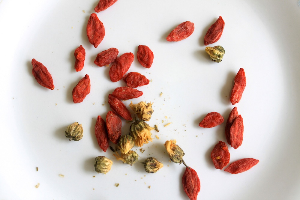 yang janice Chrysanthemum Tea with Goji Berries