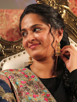 Anushka photos at Lingaa Audio launch-cover-photo