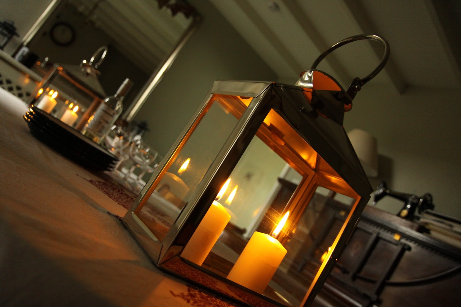 Modern Country Style How To Create A Stunning Dining Room Using Candles