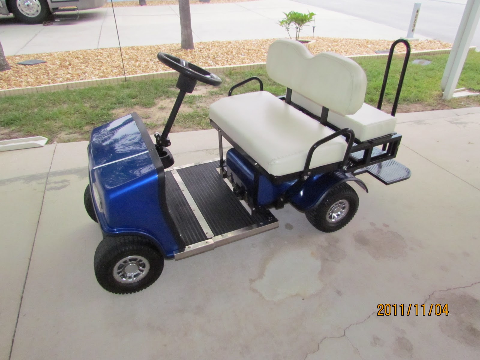 CRICKET GOLF CART SW3