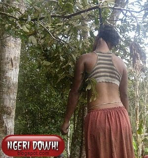 Wanita Mengandung Mati Tergantung