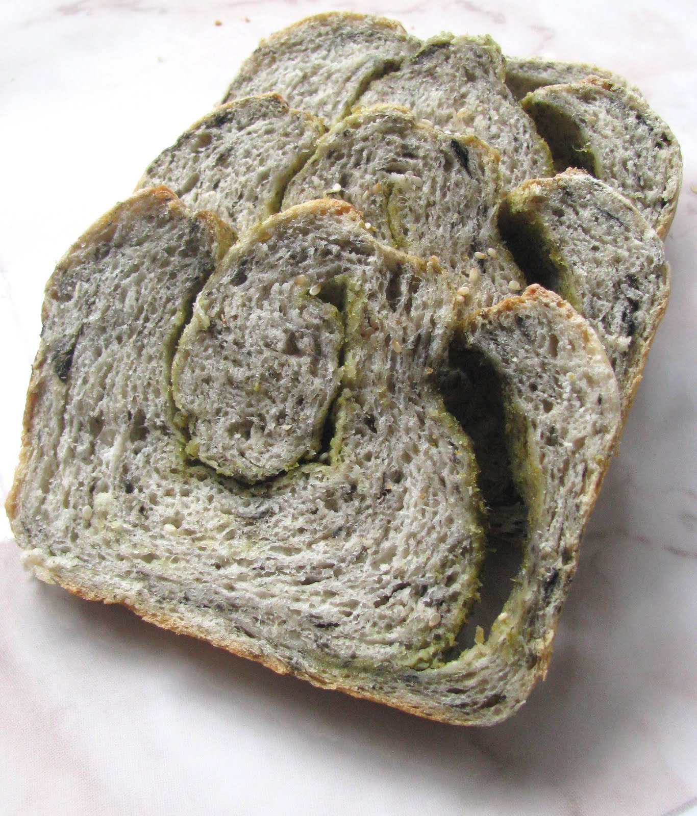 Seaweed With Pesto Bread Loaf
